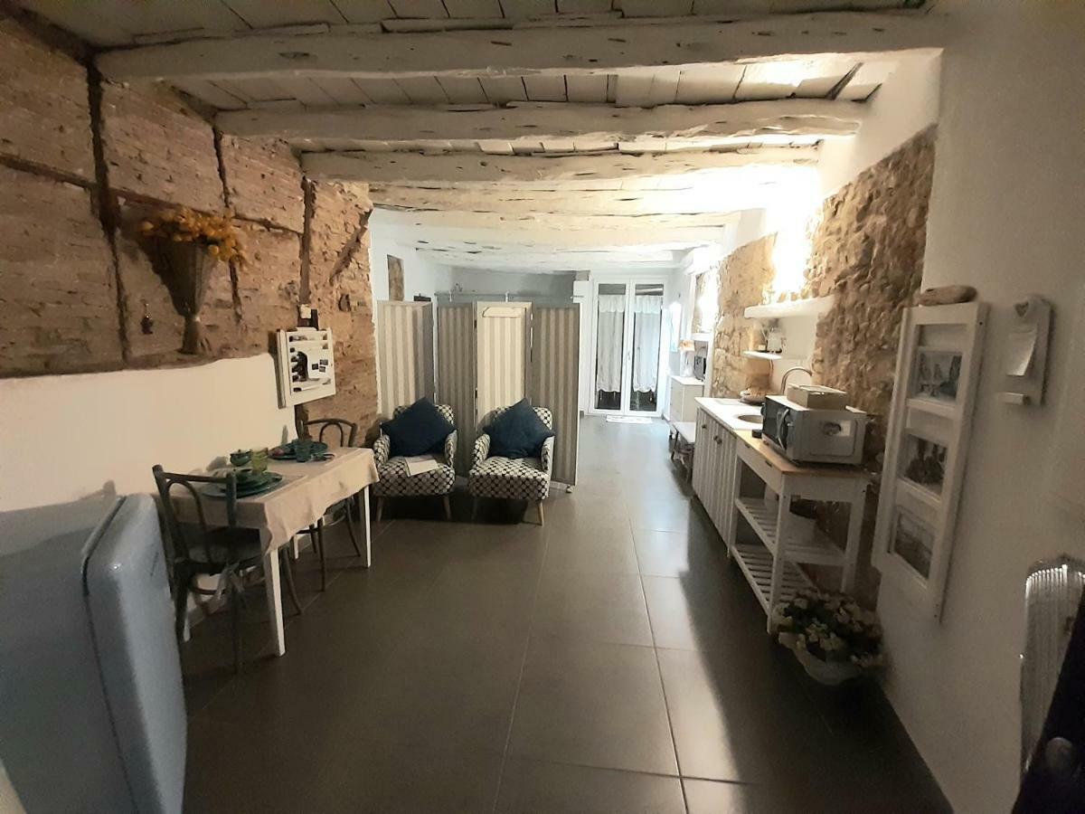 Cozy Loft In The Heart Of Cagliari Βίλα Εξωτερικό φωτογραφία
